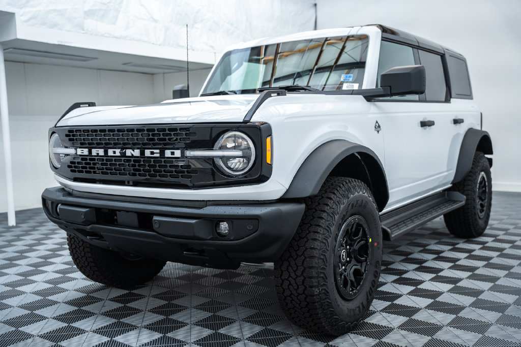 New 2026 Ford Bronco Outer Banks SUV
