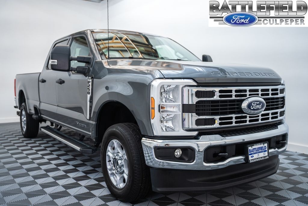 Used 2025 Ford F-250SD XLT Truck