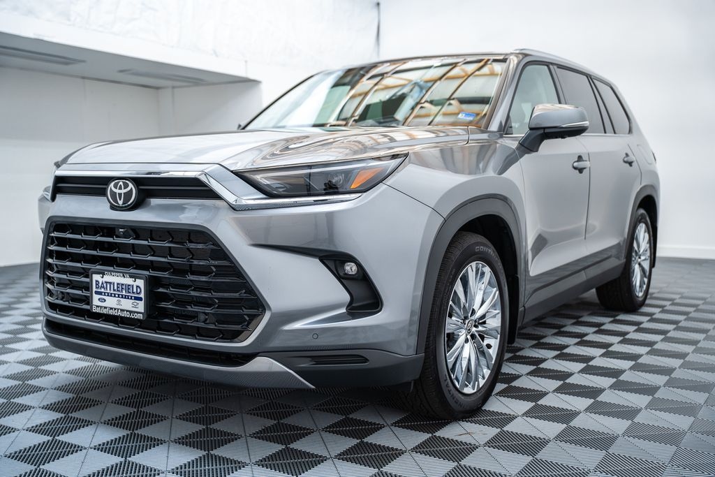Used 2026 Toyota Grand Highlander Platinum SUV