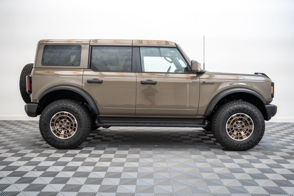 New 2026 Ford Bronco Outer Banks SUV