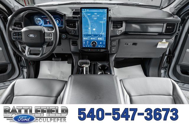 2025 Ford F-150 Lightning Flash - Photo 21