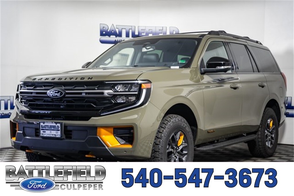 2025 Ford Expedition photo 3