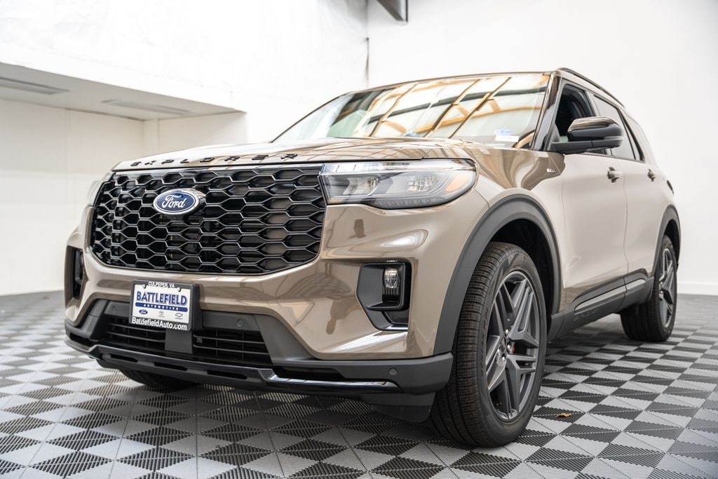 New 2026 Ford Explorer ST-Line SUV