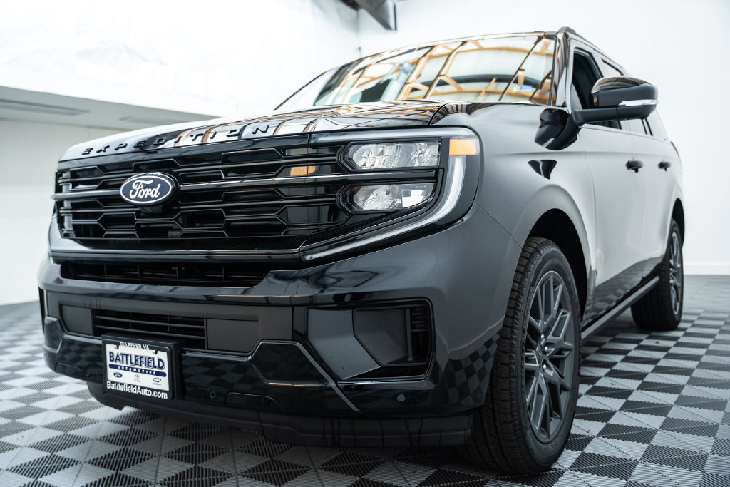 New 2027 Ford Expedition Platinum SUV