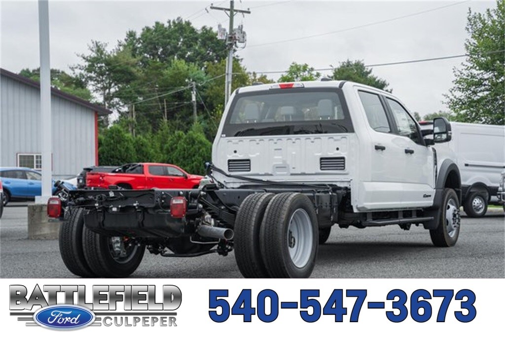 2025 Ford F-550 XL photo 2