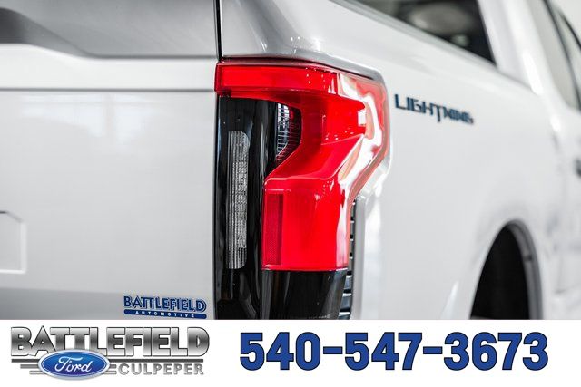 2025 Ford F-150 Lightning Flash - Photo 6
