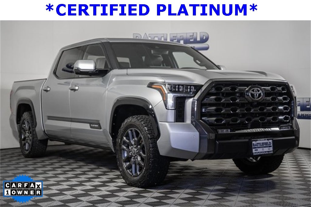 2022 Toyota Tundra Platinum's photo