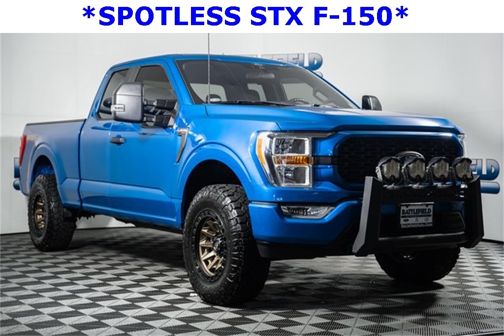 2021 Ford F-150 XL's photo