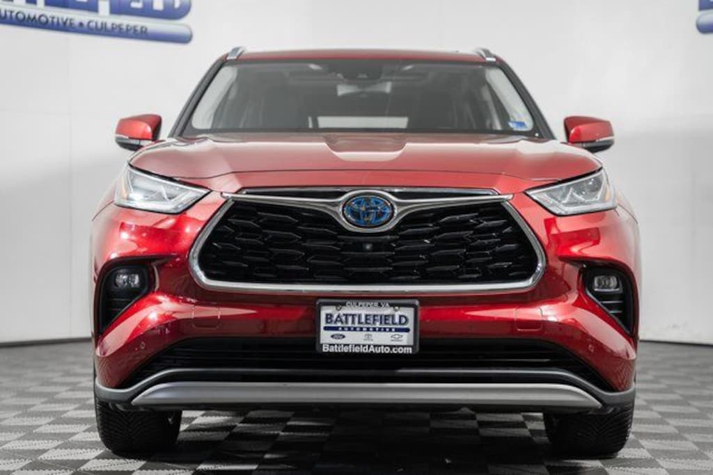 Used 2021 Toyota Highlander Hybrid Platinum SUV