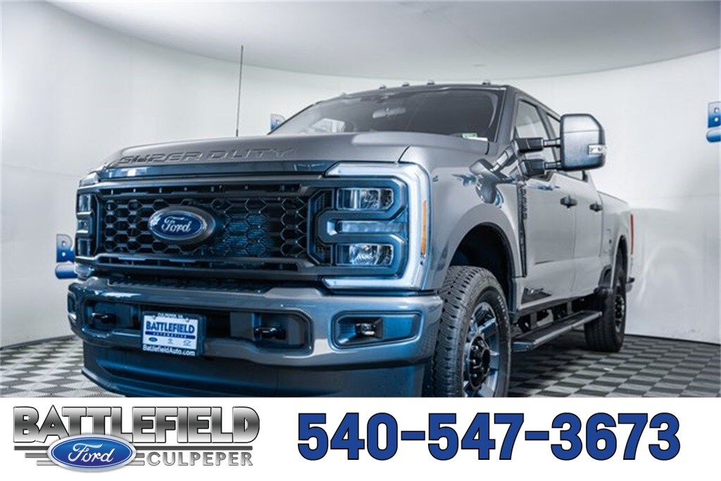 New 2026 Ford F-350 XL Truck Crew Cab