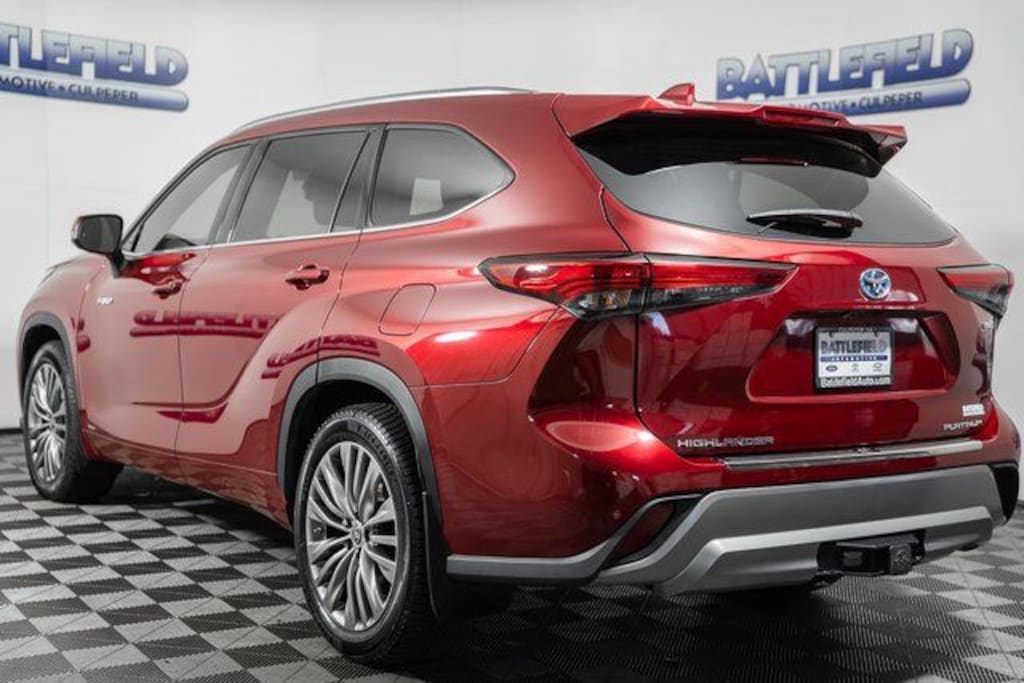 Used 2021 Toyota Highlander Hybrid Platinum SUV
