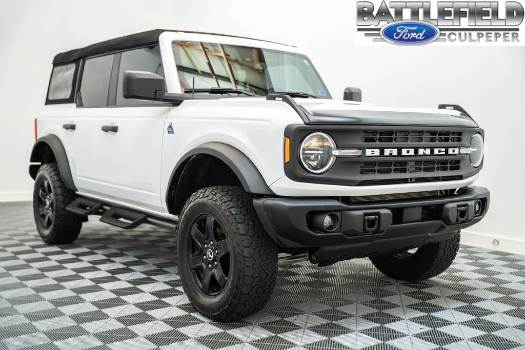 2023 Ford Bronco 4-Door Black Diamond