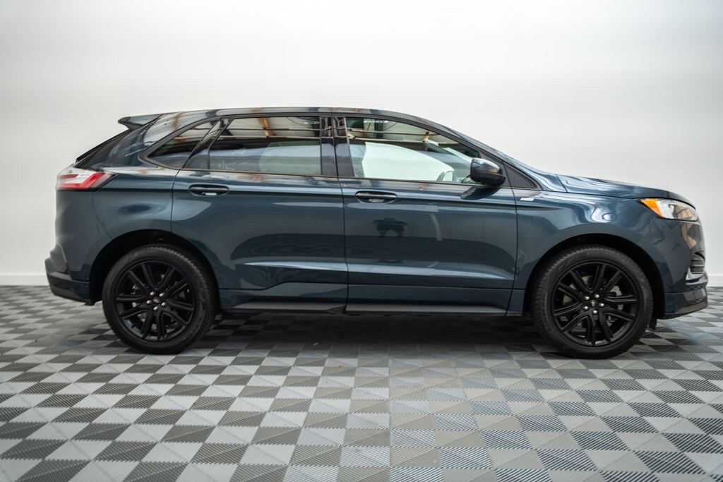 Certified 2024 Ford Edge SUV