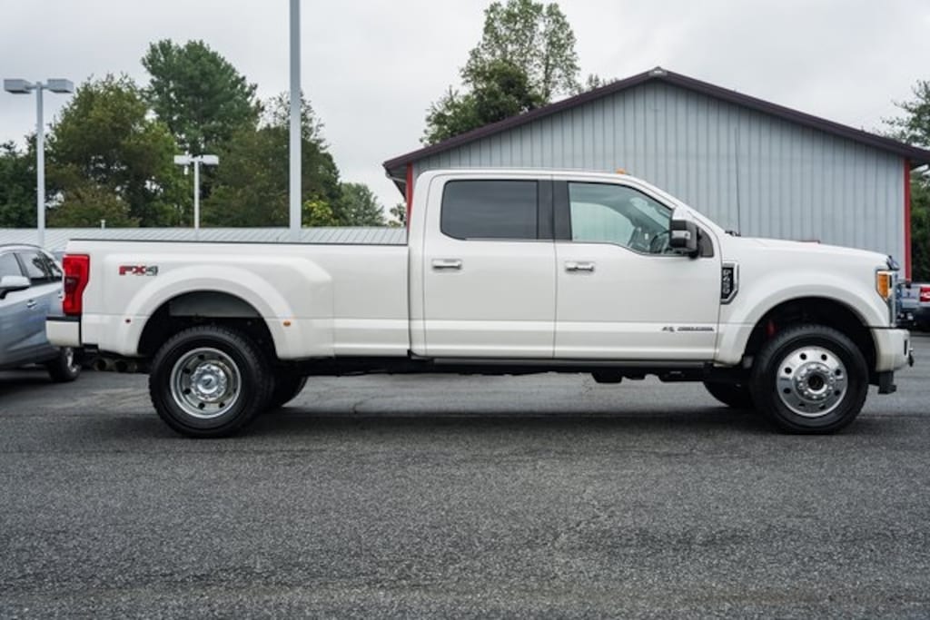 Used 2017 Ford F-450 Truck Crew Cab