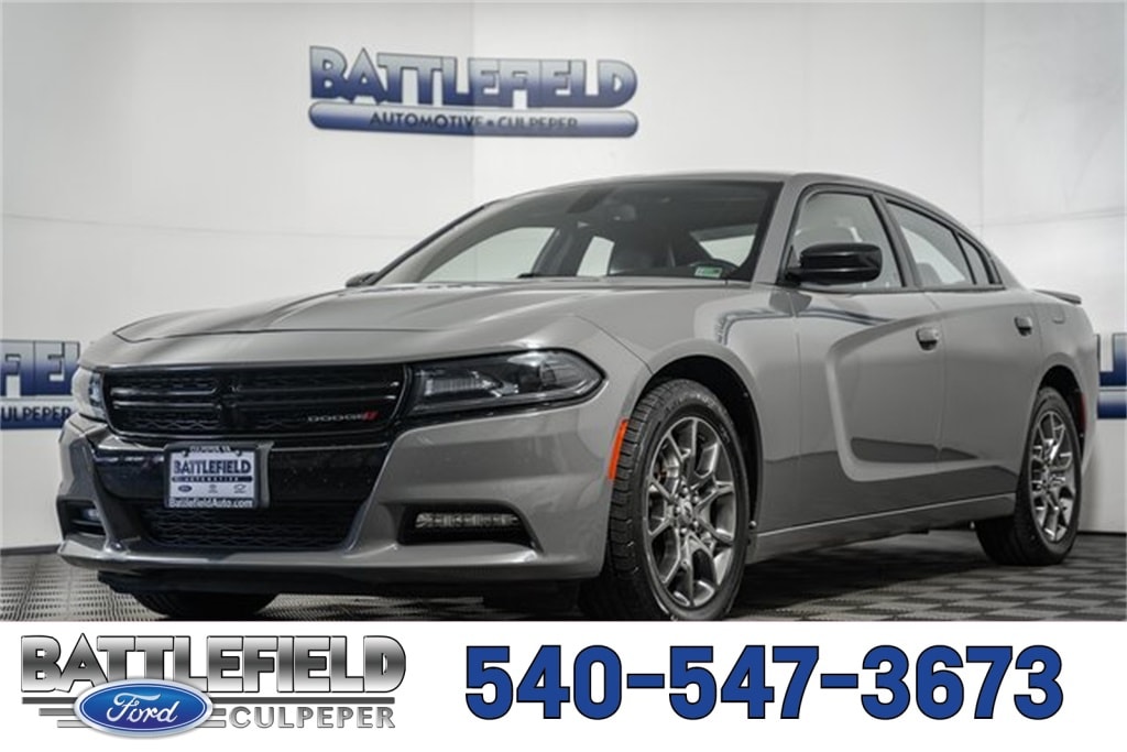 Used 2017 Dodge Charger SXT Sedan