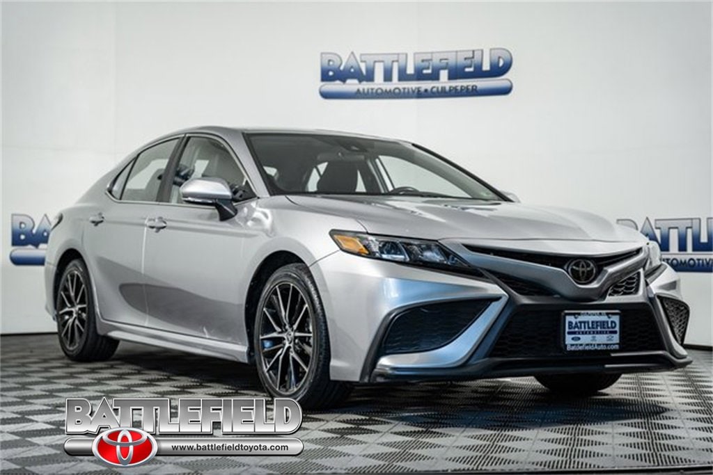 2023 Toyota Camry SE