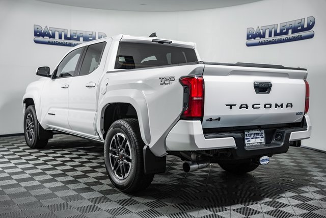2025 Toyota Tacoma TRD Sport 4x4 Double Cab photo 4