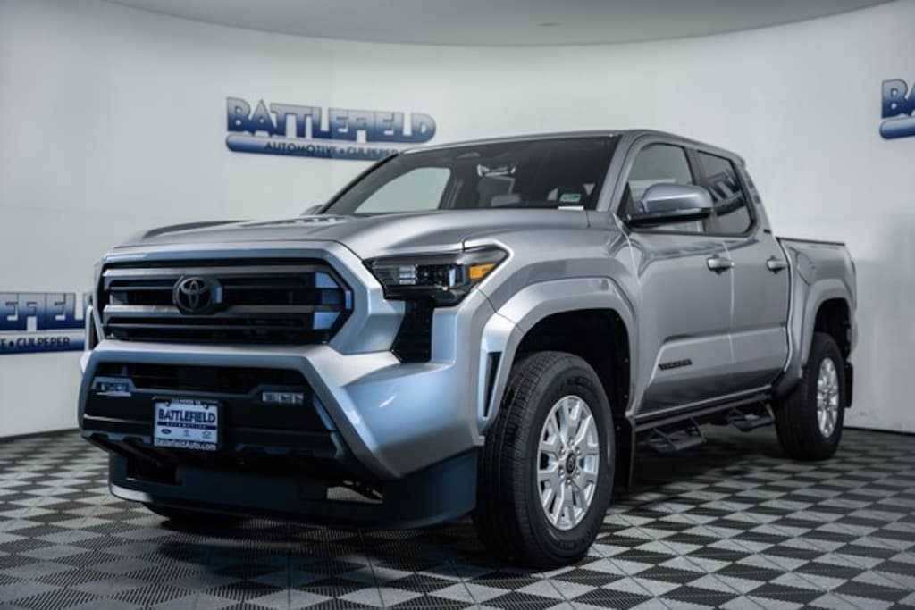 New 2025 Toyota Tacoma SR5 4X4 DOUBLE CAB