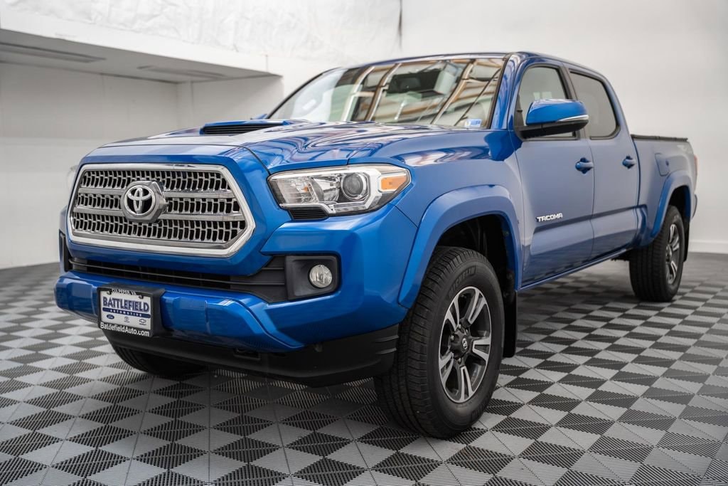 Used 2017 Toyota Tacoma TRD Sport Truck Double Cab