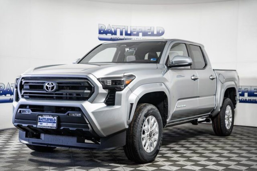 New 2026 Toyota Tacoma SR5 4X4 DOUBLE CAB