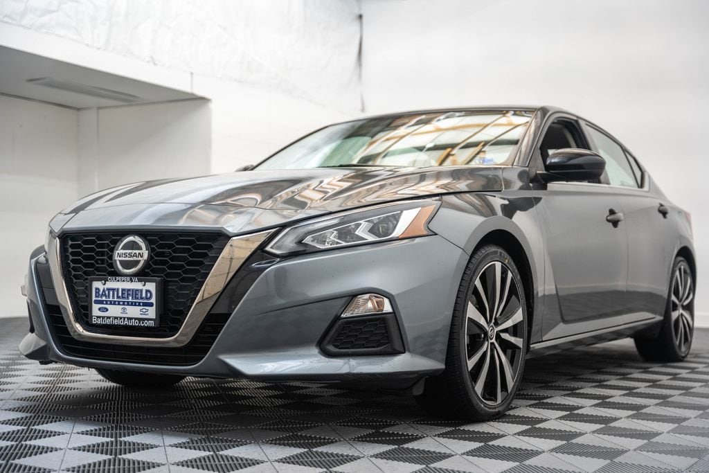 Used 2022 Nissan Altima 2.5 SR Sedan