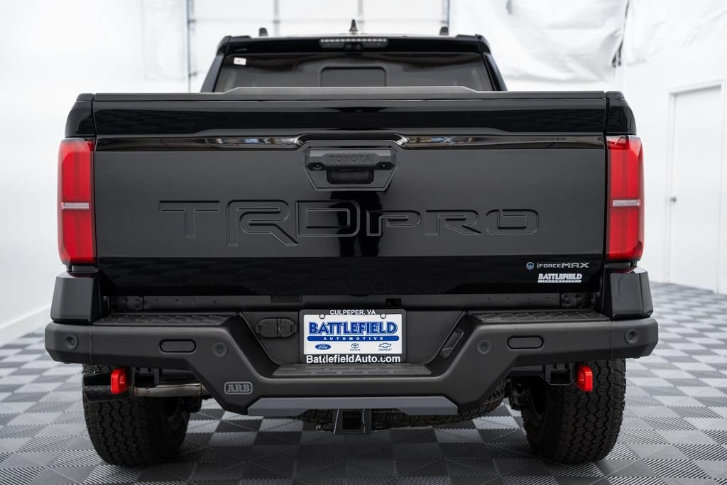 2026 Toyota Tacoma TRD Pro - Photo 6