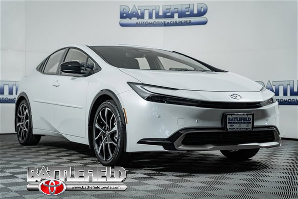 2026 Toyota Prius XSE's photo