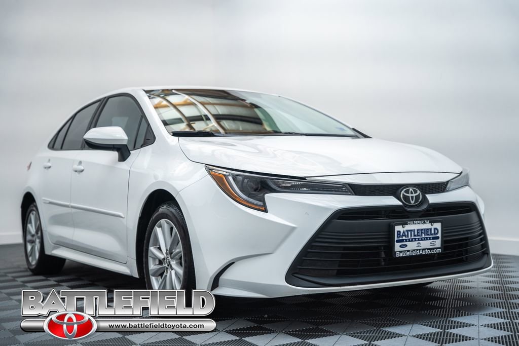 2024 Toyota Corolla LE CVT's photo
