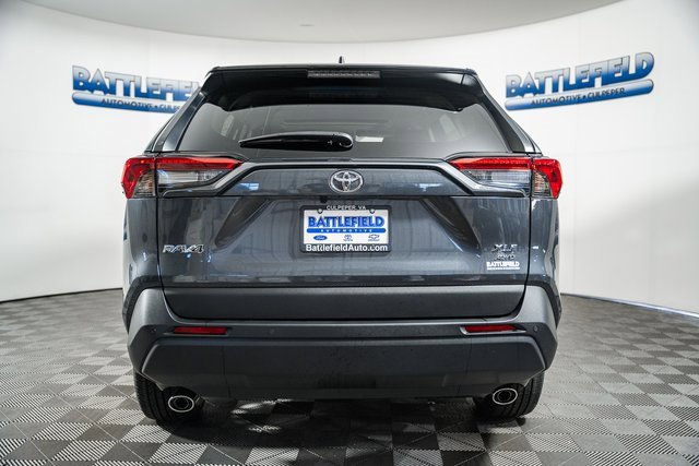 2025 Toyota RAV4 Premium XLE photo 2