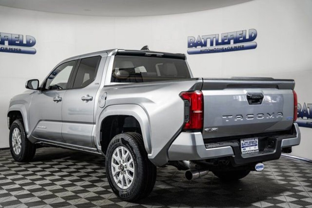 New 2026 Toyota Tacoma SR5 4X4 DOUBLE CAB