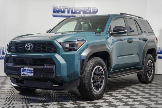 2025 Toyota 4Runner TRD Off-Road Premium photo 3