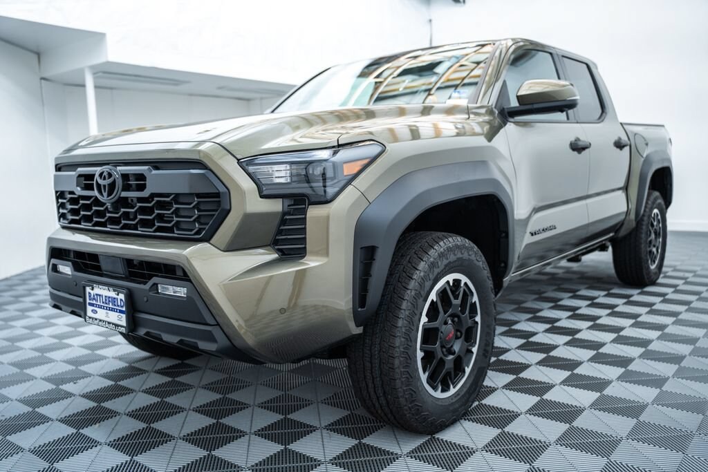 New 2026 Toyota Tacoma TRD Off-Road 4X4 DOUBLE CAB