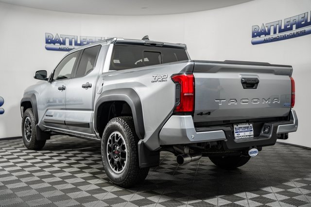 2025 Toyota Tacoma TRD Off-Road 4x4 Double Cab photo 4