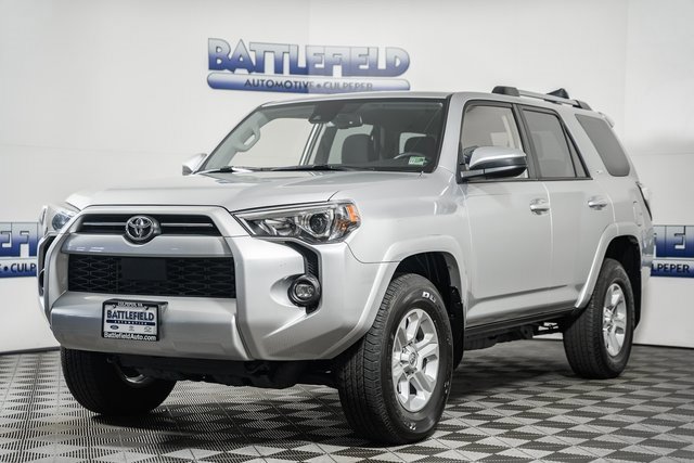2024 Toyota 4Runner SR5 photo 3