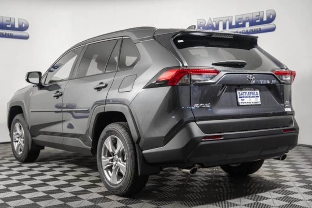 New 2025 Toyota RAV4 XLE XLE AWD SUV