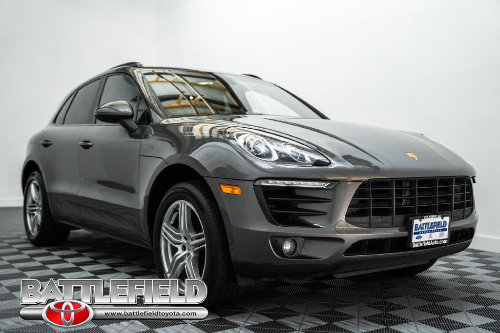 2016 Porsche Macan