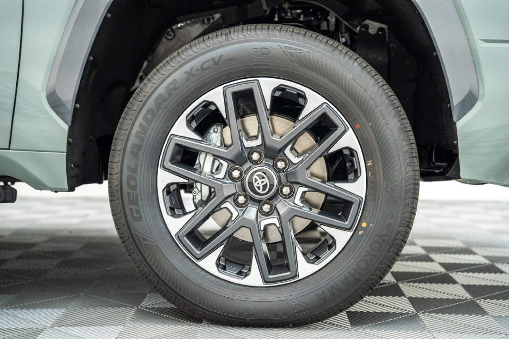 2026 Toyota Tundra Limited - Photo 19