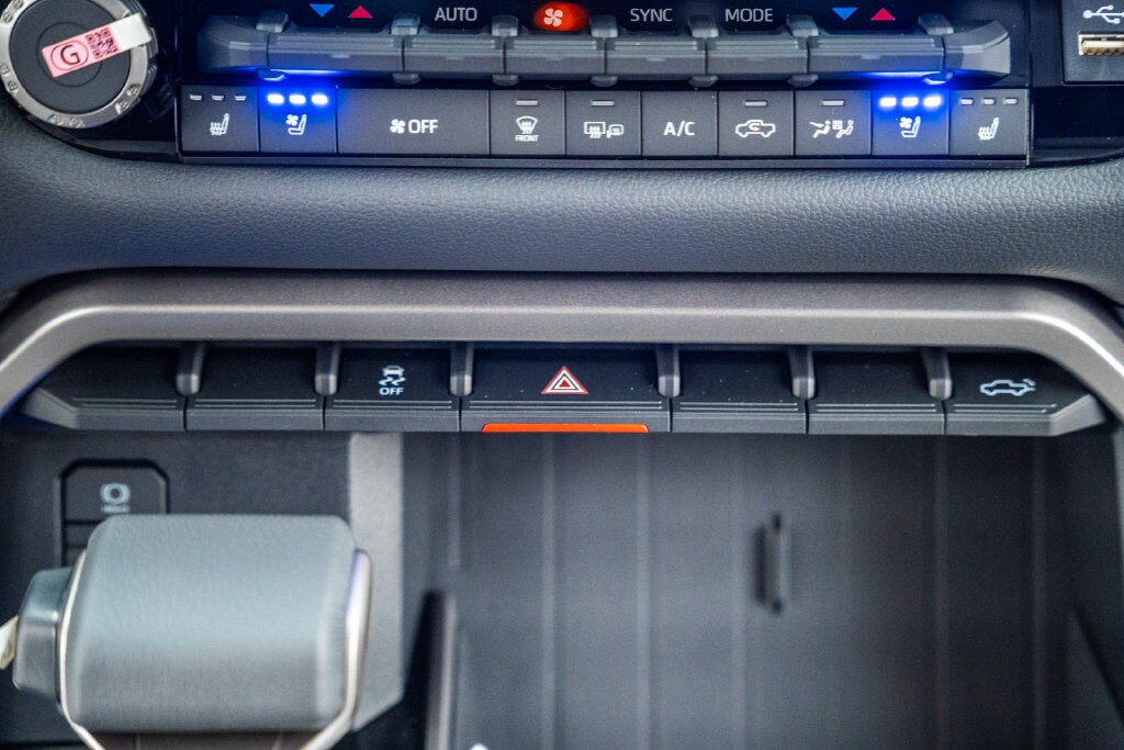 2026 Toyota Tundra Limited - Photo 28