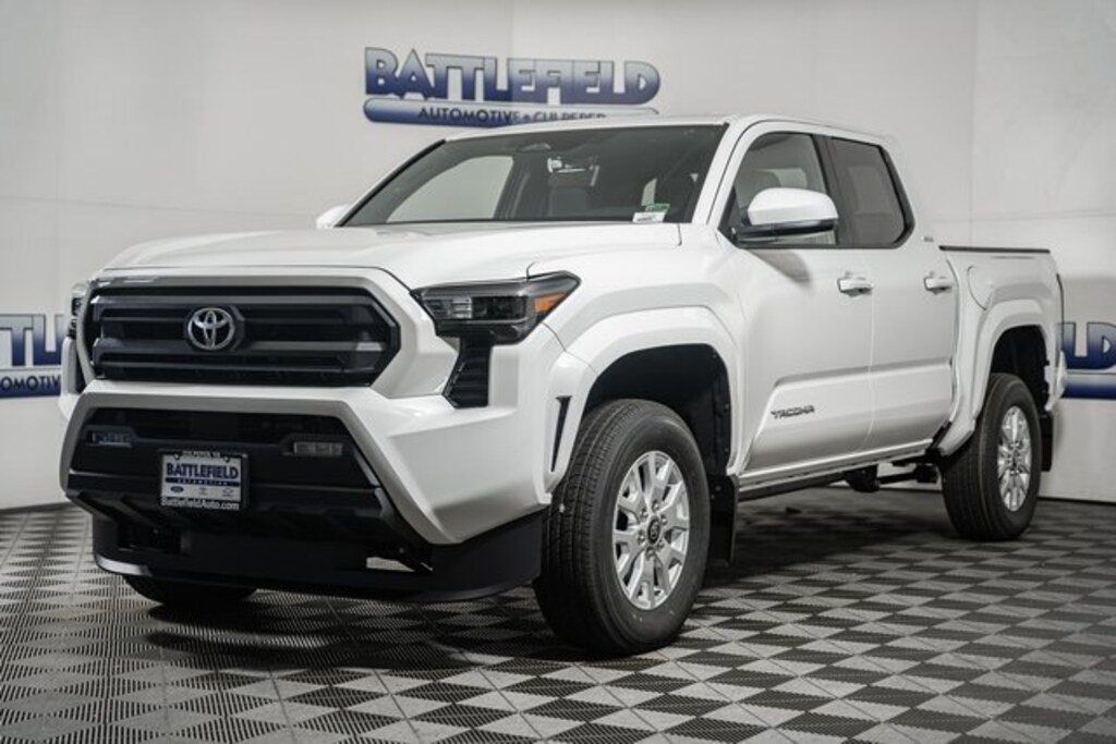 New 2026 Toyota Tacoma SR5 4X2 DOUBLE CAB