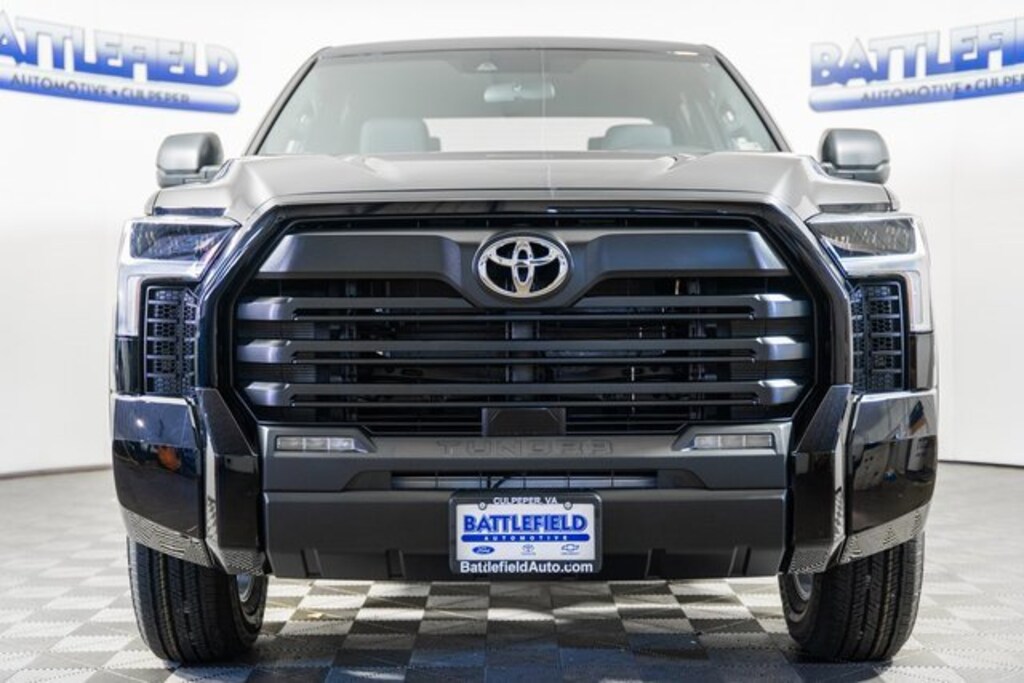 New 2026 Toyota Tundra SR5 SR5 CREWMAX 5.5