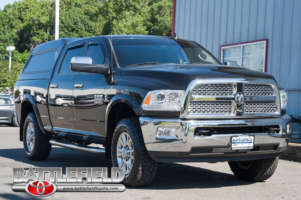 2015 RAM 2500 Laramie 4X4 Crew Cab SWB's photo