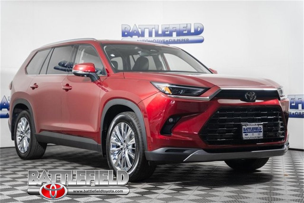 2024 Toyota Grand Highlander Platinum's photo