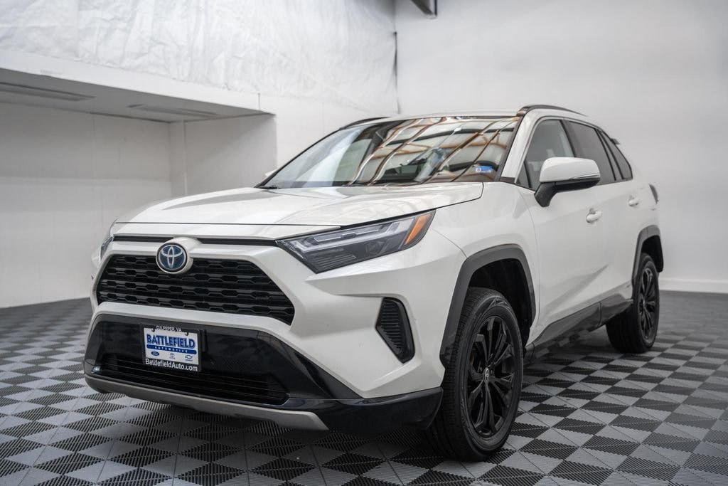 Used 2022 Toyota RAV4 Hybrid SE SUV
