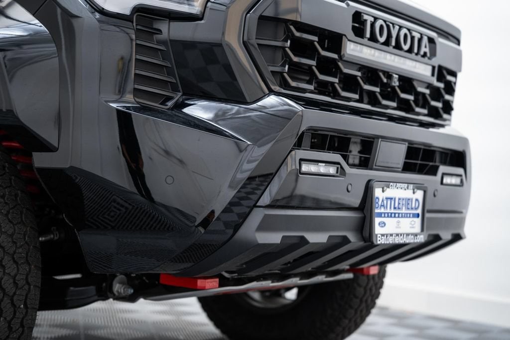 2026 Toyota Tacoma TRD Pro - Photo 17