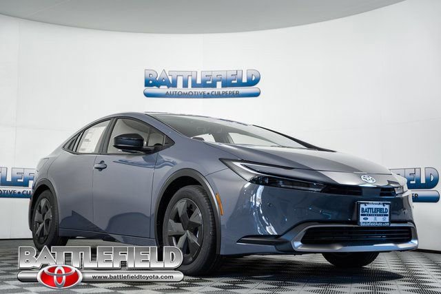 2026 Toyota Prius SE's photo