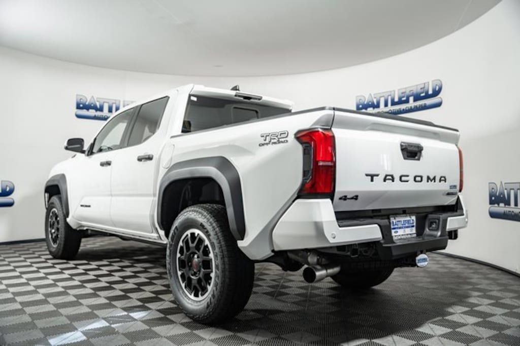 New 2025 Toyota Tacoma i-FORCE MAX TRD Off-Road 4X4 DOUBLE CAB HV
