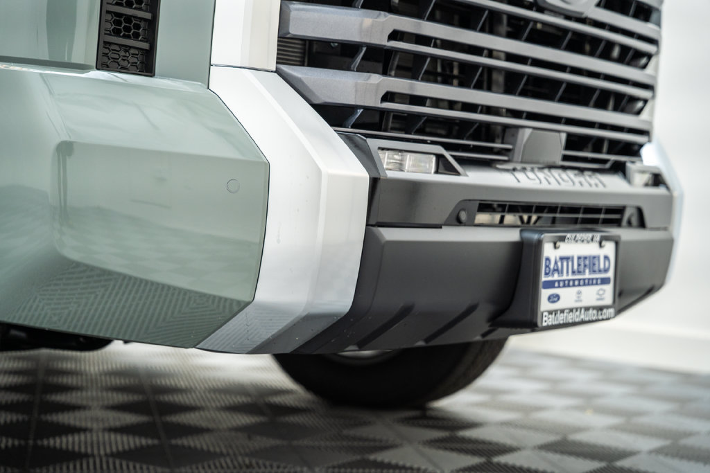2026 Toyota Tundra Limited - Photo 15