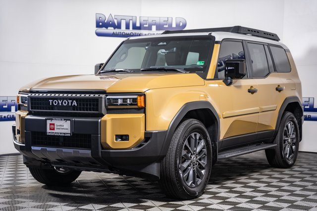 2025 Toyota Land Cruiser Base photo 3