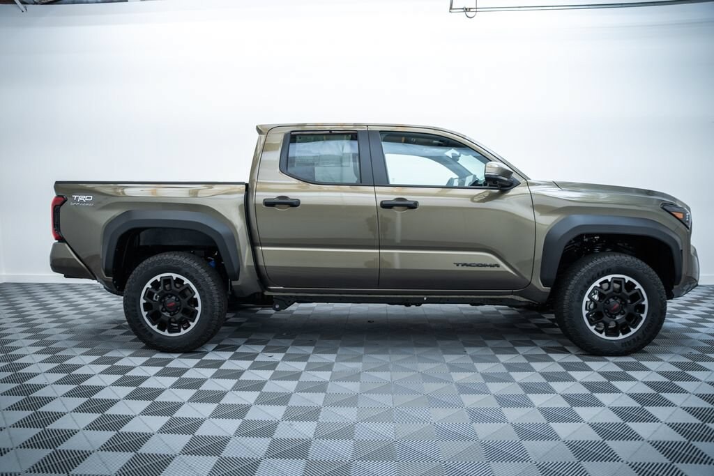 New 2026 Toyota Tacoma TRD Off-Road 4X4 DOUBLE CAB