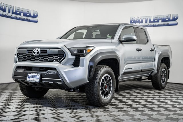 2025 Toyota Tacoma TRD Off-Road 4x4 Double Cab photo 3